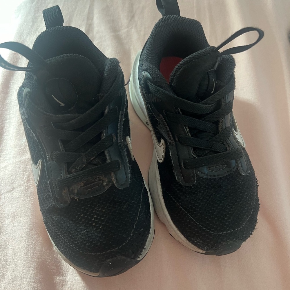 Toddler Nike shoes